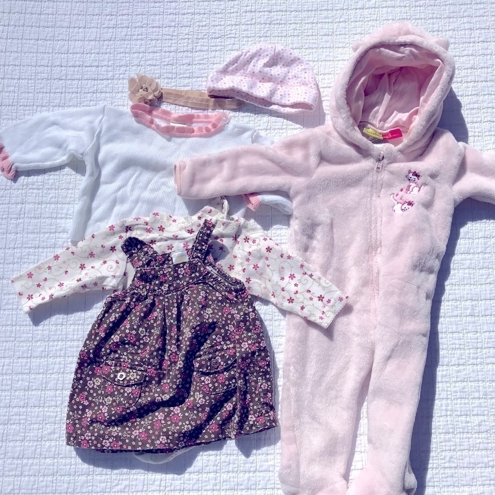 𝅺LOT of nb-6 month girl’s clothes